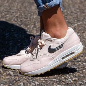 NIKE Air Max 1 Guava Ice Women’s Sneakers Size 9.5